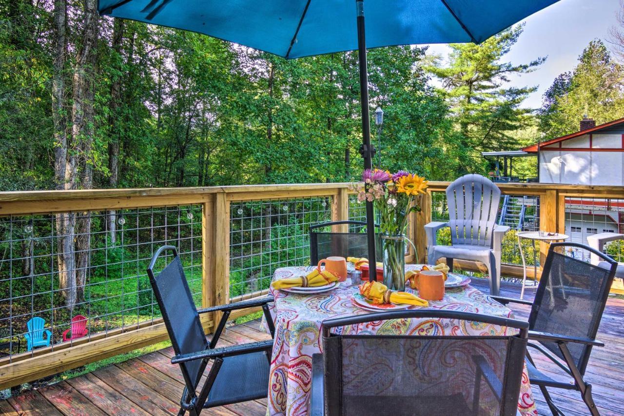 Shaw Creek Cottage With Fire Pit And Forest Views Hendersonville Exterior foto