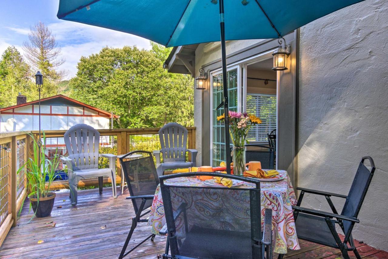 Shaw Creek Cottage With Fire Pit And Forest Views Hendersonville Exterior foto